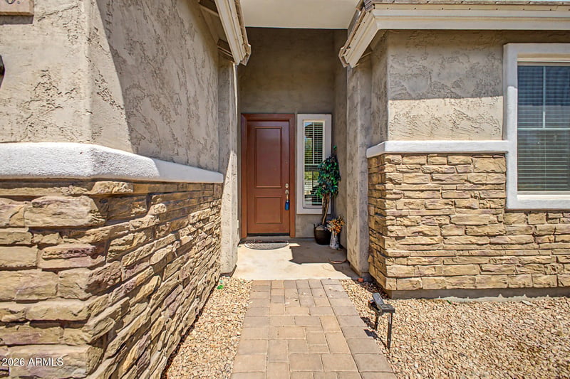 2120 Olivia Dr, San Tan Valley, AZ 85144