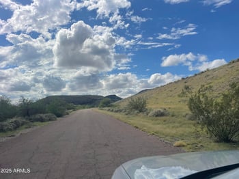 21209 40th Ave, Glendale, AZ 85308