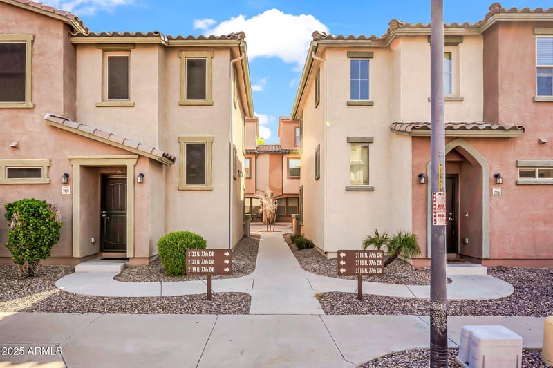 2121 77th Dr, Phoenix, AZ 85035