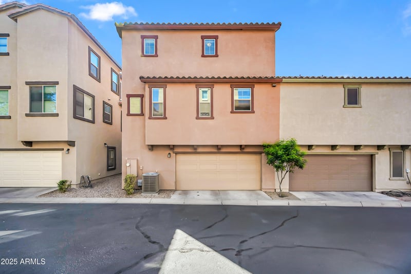 2121 77th Dr, Phoenix, AZ 85035