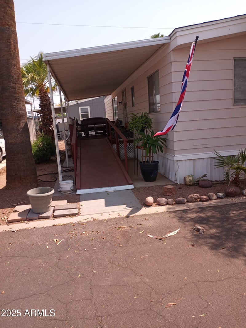 2121 Center St #164, Mesa, AZ 85201