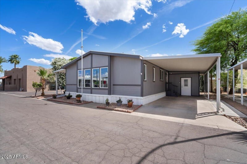 2121 Center St #166, Mesa, AZ 85201