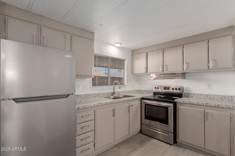 2121 Center St #197, Mesa, AZ 85201