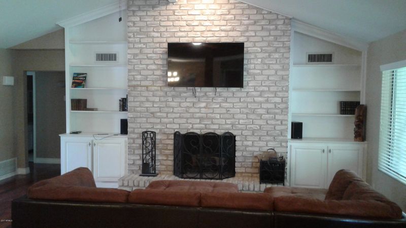 2121 E Knoll Cir, Mesa, AZ 85213