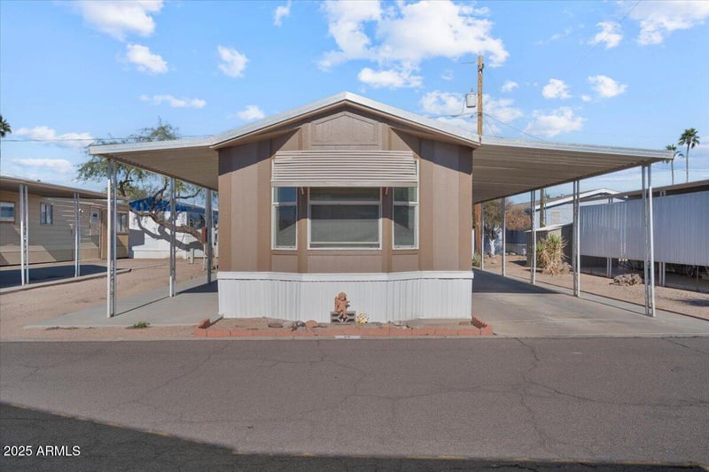 2121 N Center St #19, Mesa, AZ 85201