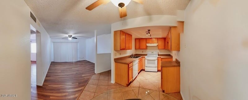 2121 Royal Palm Rd #1116, Phoenix, AZ 85021
