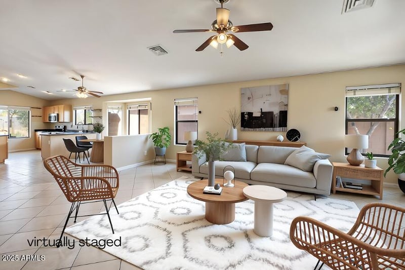 2121 Saint Charles Ave, Phoenix, AZ 85041