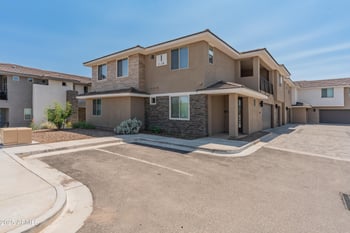 2121 Sonoran Desert Dr #14, Phoenix, AZ 85085