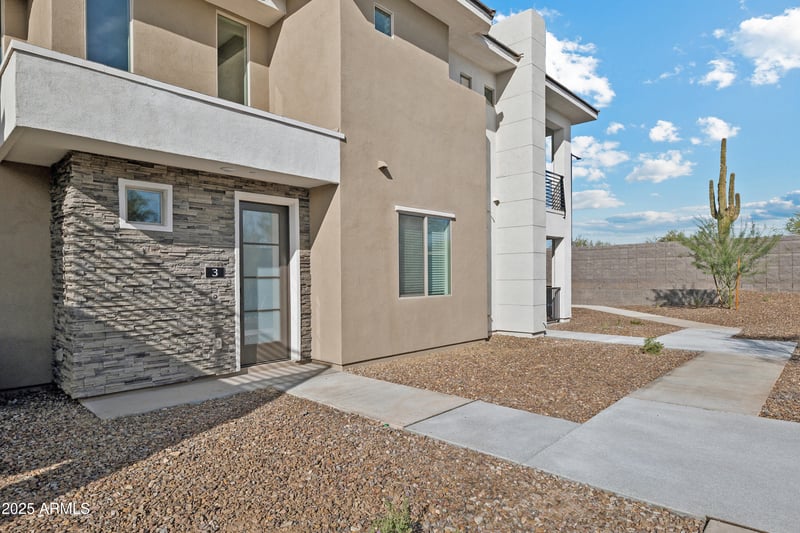 2121 Sonoran Desert Dr #3, Phoenix, AZ 85085