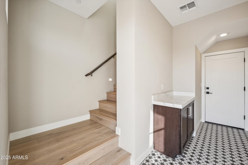 2121 Sonoran Desert Dr #3, Phoenix, AZ 85085