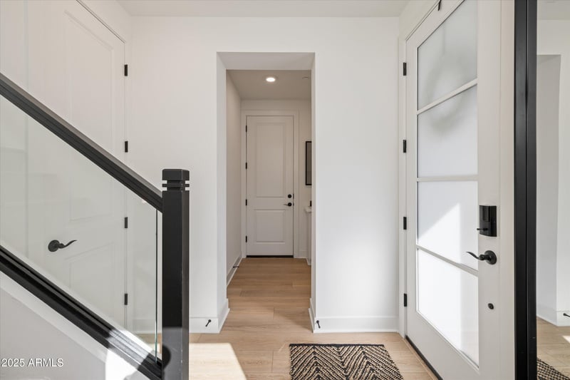 2121 Sonoran Desert Dr #8, Phoenix, AZ 85085