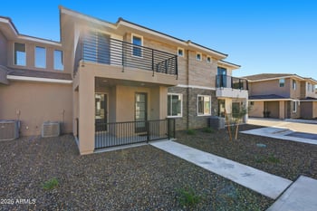 2121 Sonoran Desert Dr #83, Phoenix, AZ 85085