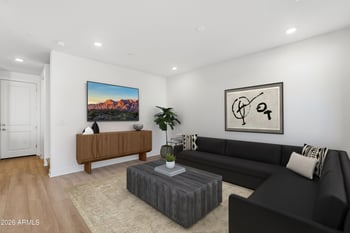 2121 Sonoran Desert Dr #83, Phoenix, AZ 85085