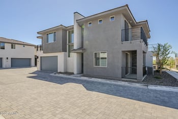 2121 Sonoran Desert Dr #99, Phoenix, AZ 85085