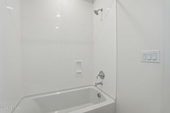 2121 W Sonoran Desert Dr #126, Phoenix, AZ 85085