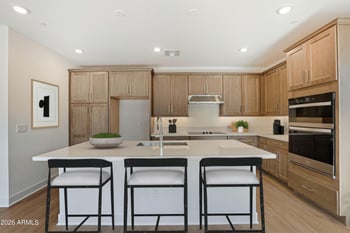 2121 W Sonoran Desert Dr #126, Phoenix, AZ 85085