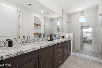 2121 Sonoran Desert Dr #162, Phoenix, AZ 85085