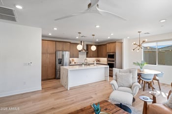 2121 W Sonoran Desert Dr #42, Phoenix, AZ 85085