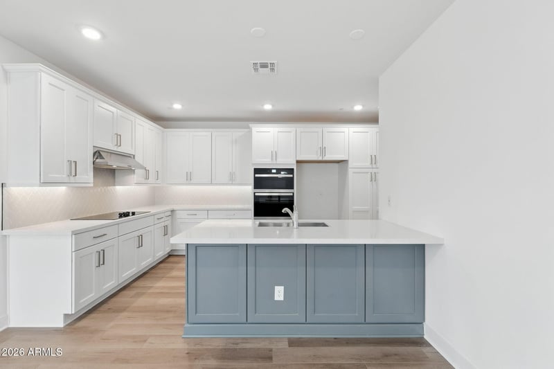 2121 W Sonoran Desert Dr #67, Phoenix, AZ 85085