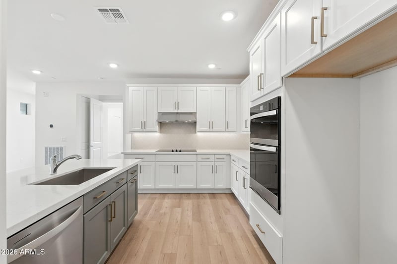 2121 W Sonoran Desert Dr #67, Phoenix, AZ 85085