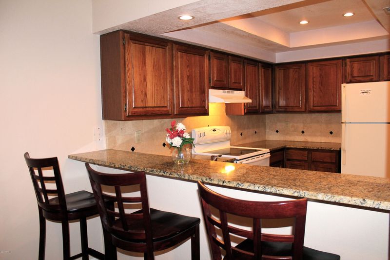 2121 W Union Hills Dr -- #106, Phoenix, AZ 85027