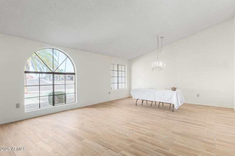 21214 124th Ave, Sun City West, AZ 85375