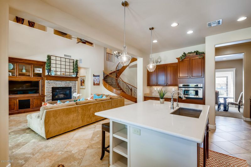 21219 N 38th Pl, Phoenix, AZ 85050