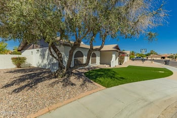 2122 Ash Cir, Mesa, AZ 85202