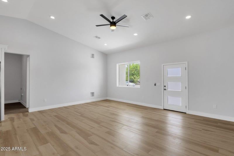 2122 Virginia Ave, Phoenix, AZ 85009