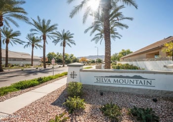 2122 Ian Dr, Phoenix, AZ 85041