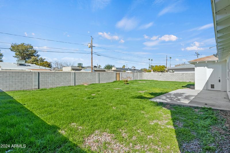 2122 W Solano Dr, Phoenix, AZ 85015