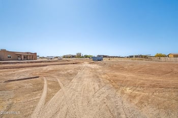 21226 Galvin St, Wittmann, AZ 85361