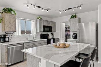 21227 30th Ave, Phoenix, AZ 85027