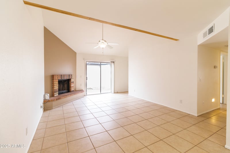 2123 Kirkland Ln #4, Tempe, AZ 85281