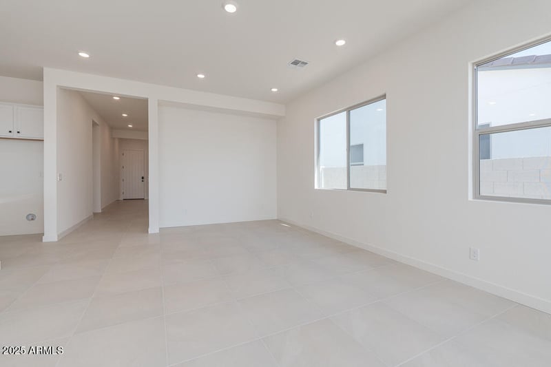 2123 Mill Rd, San Tan Valley, AZ 85140