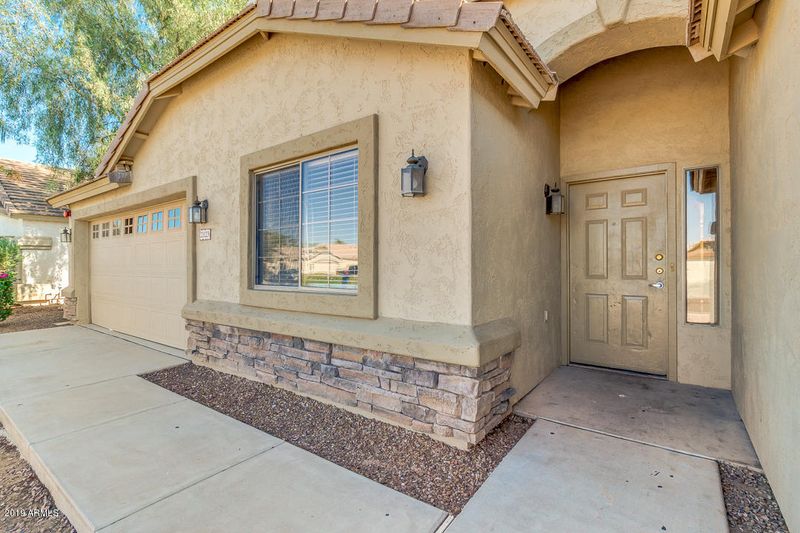 2123 W Vineyard Rd, Phoenix, AZ 85041