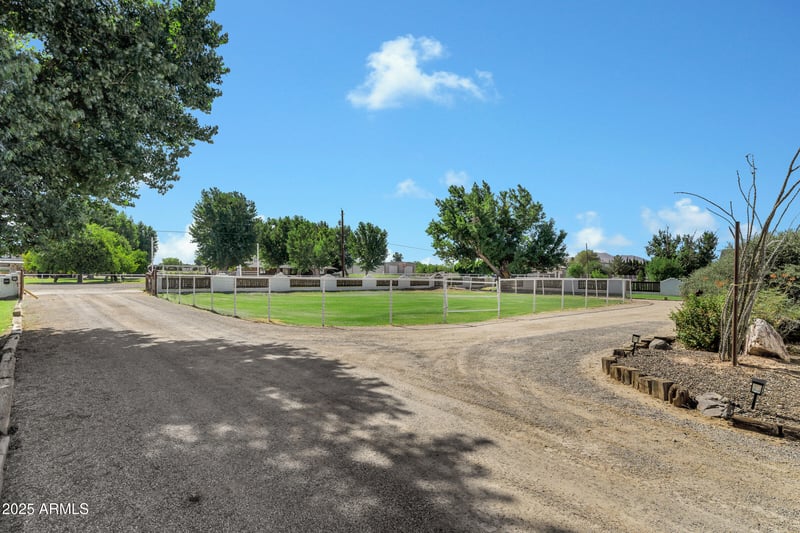 21230 156th St, Gilbert, AZ 85298