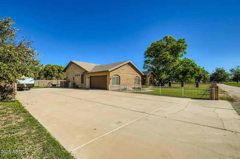 21231 140th St, Chandler, AZ 85286