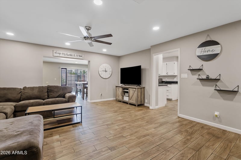 2124 E 3rd Dr, Mesa, AZ 85204