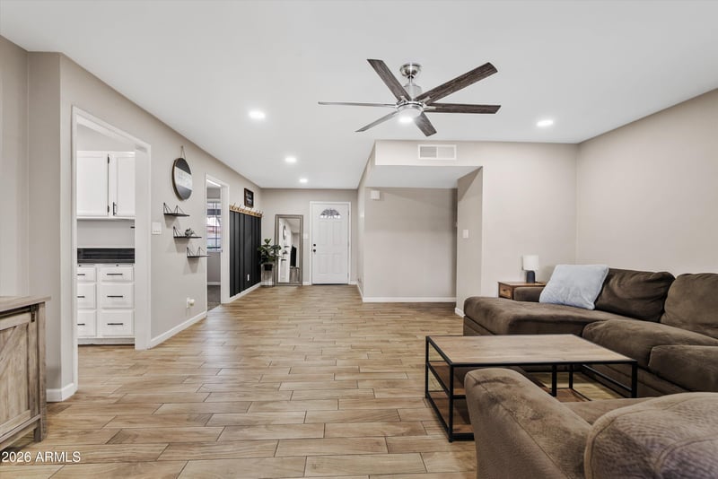 2124 E 3rd Dr, Mesa, AZ 85204