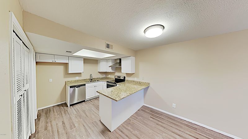2124 E Center Ln #3, Tempe, AZ 85281