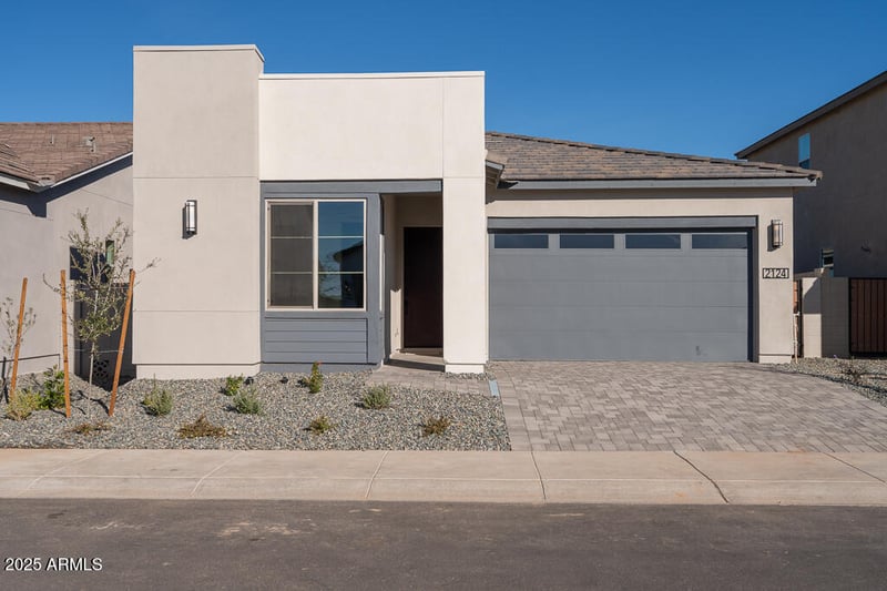 2124 Mill Rd, San Tan Valley, AZ 85140