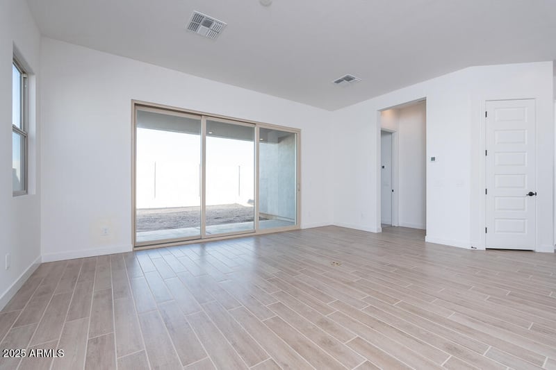2124 Mill Rd, San Tan Valley, AZ 85140