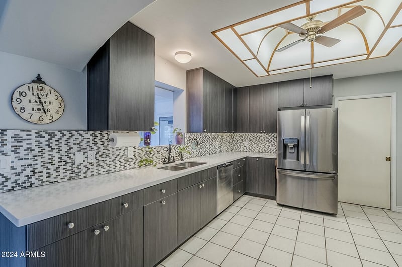 2124 E Osborn Rd, Phoenix, AZ 85016