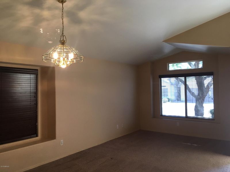 2124 E Rosemonte Dr, Phoenix, AZ 85024