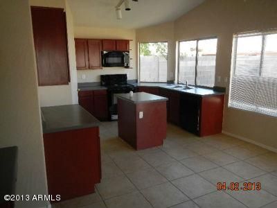 2124 E Saratoga St, Gilbert, AZ 85296