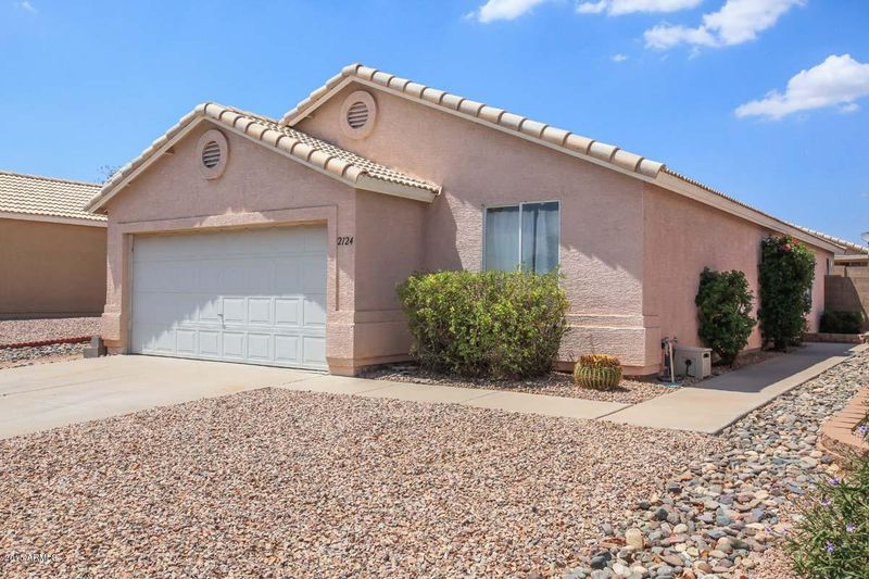 2124 W 21st Ave, Apache Junction, AZ 85120