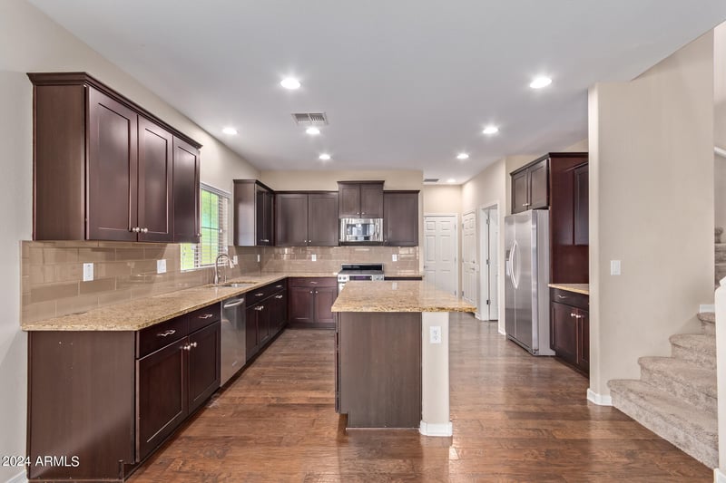 21244 N 36th Pl, Phoenix, AZ 85050