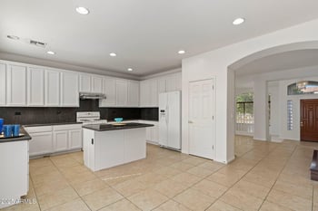 2125 Crimson Ter, Phoenix, AZ 85085