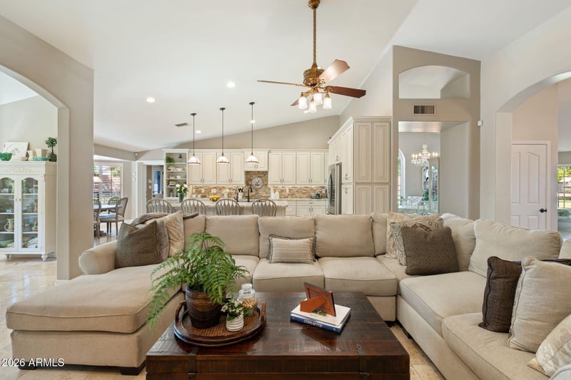 2125 S Val Vista Dr, Gilbert, AZ 85295